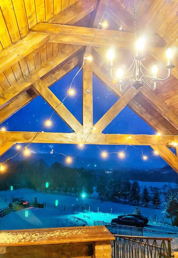 Casuta Boema Villa Rîşnov Exteriör bild