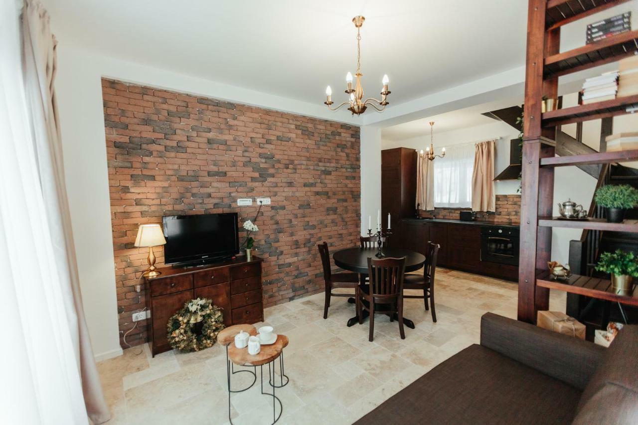 Casuta Boema Villa Rîşnov Exteriör bild